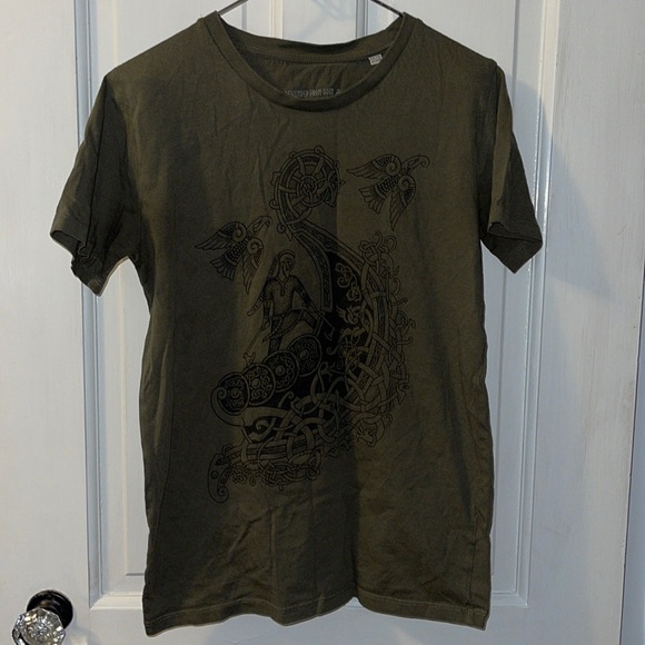 Descended from Odin bjorn unisex t shirt. - Picture 1 of 5